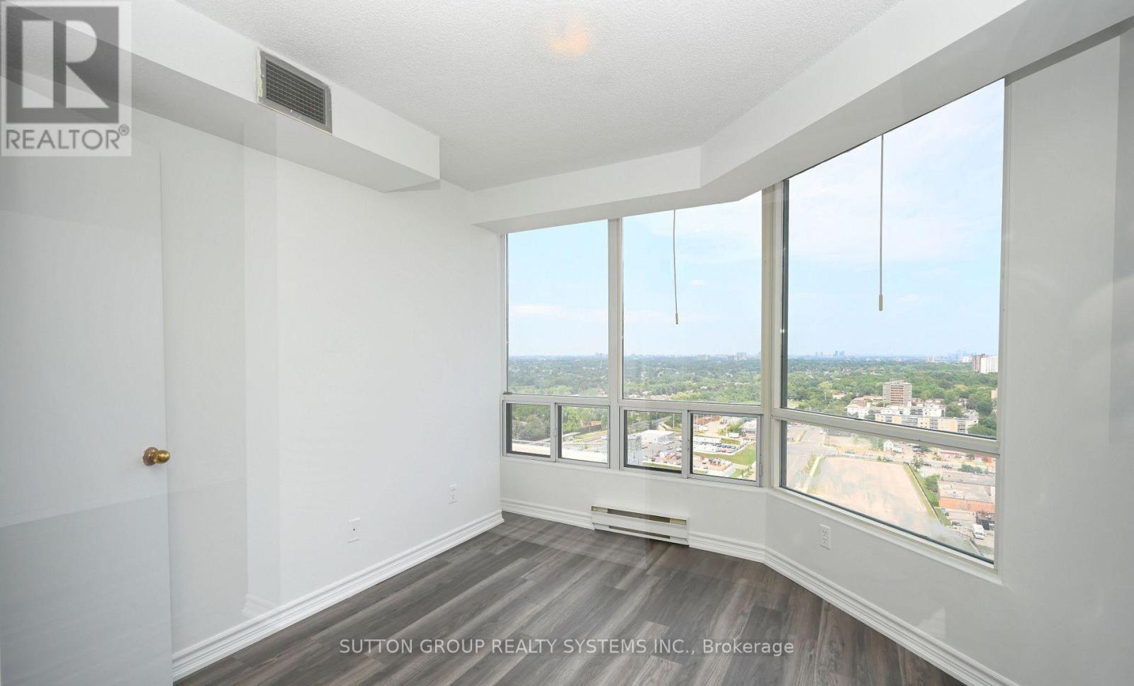 2114 - 115 Hillcrest Avenue, Mississauga, Ontario  L5B 3Y9 - Photo 14 - W12980792