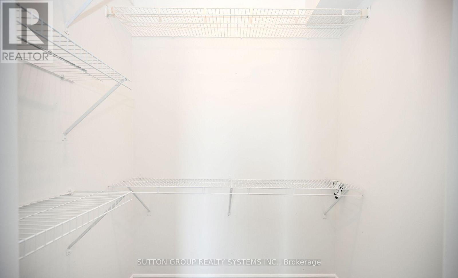 2114 - 115 Hillcrest Avenue, Mississauga, Ontario  L5B 3Y9 - Photo 19 - W12980792