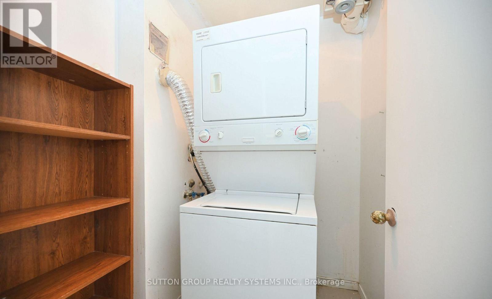 2114 - 115 Hillcrest Avenue, Mississauga, Ontario  L5B 3Y9 - Photo 22 - W12980792