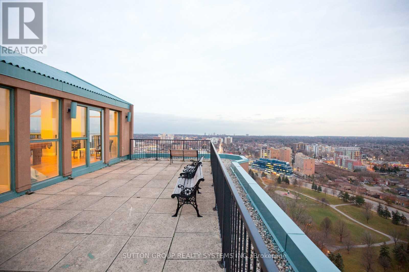 2114 - 115 Hillcrest Avenue, Mississauga, Ontario  L5B 3Y9 - Photo 34 - W12980792