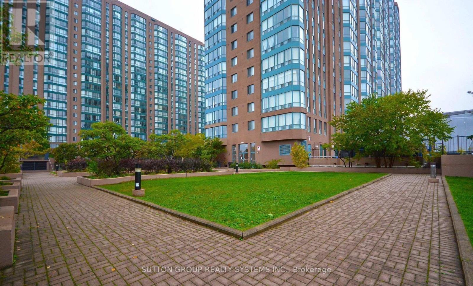 2114 - 115 Hillcrest Avenue, Mississauga, Ontario  L5B 3Y9 - Photo 35 - W12980792