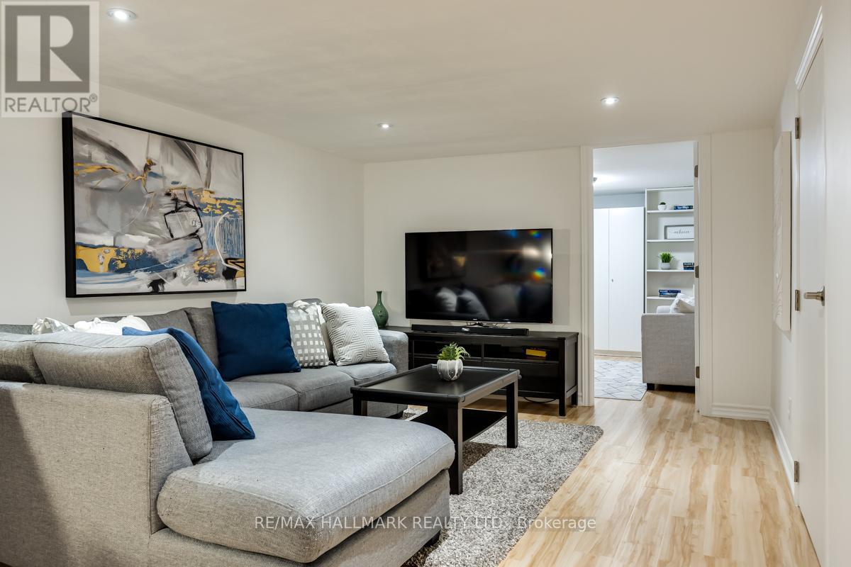 84 Delma Drive, Toronto, Ontario  M8W 4P1 - Photo 26 - W12980818