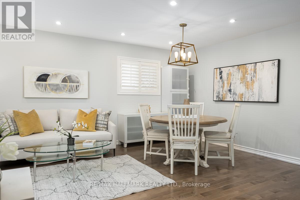 84 Delma Drive, Toronto, Ontario  M8W 4P1 - Photo 3 - W12980818