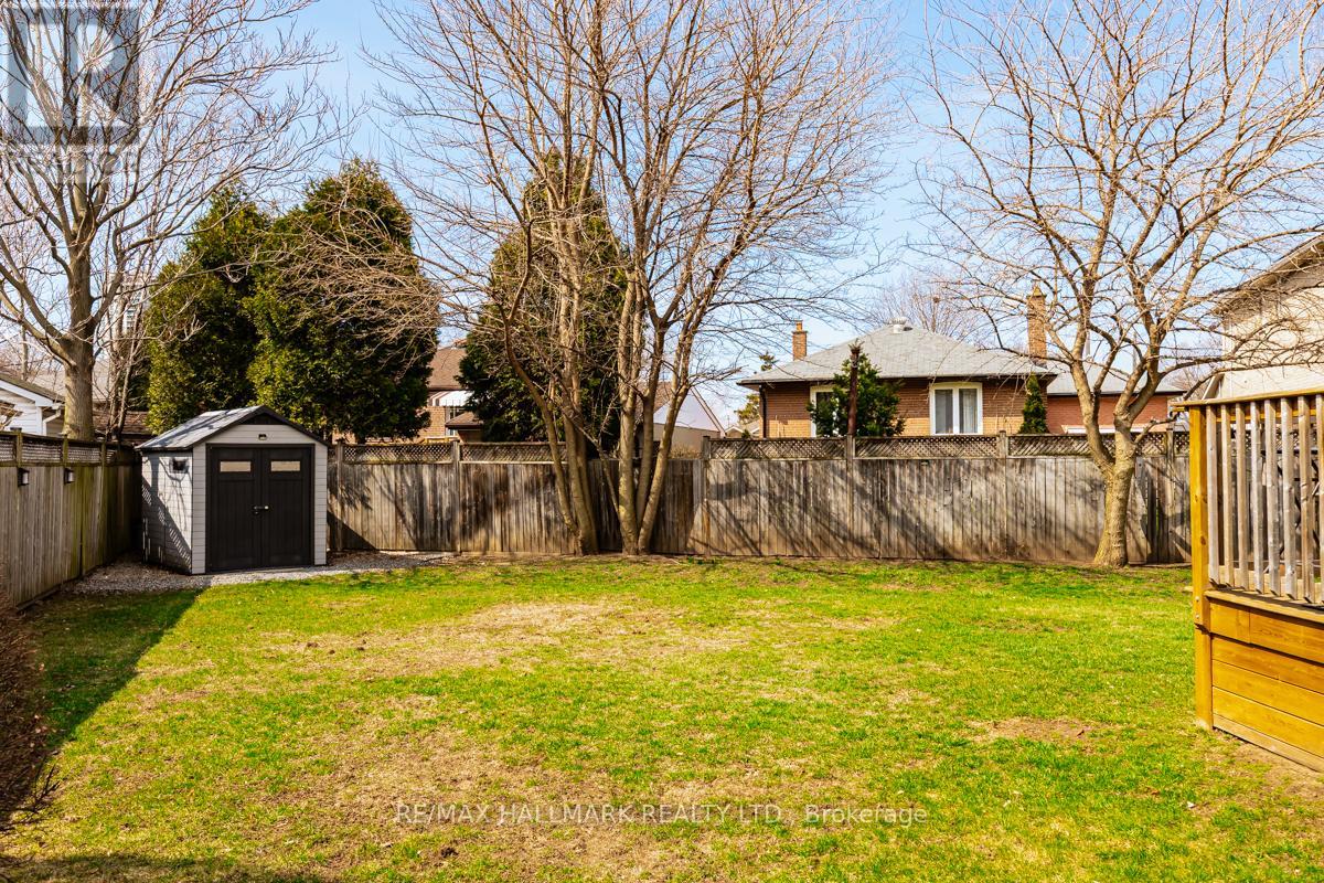 84 Delma Drive, Toronto, Ontario  M8W 4P1 - Photo 38 - W12980818