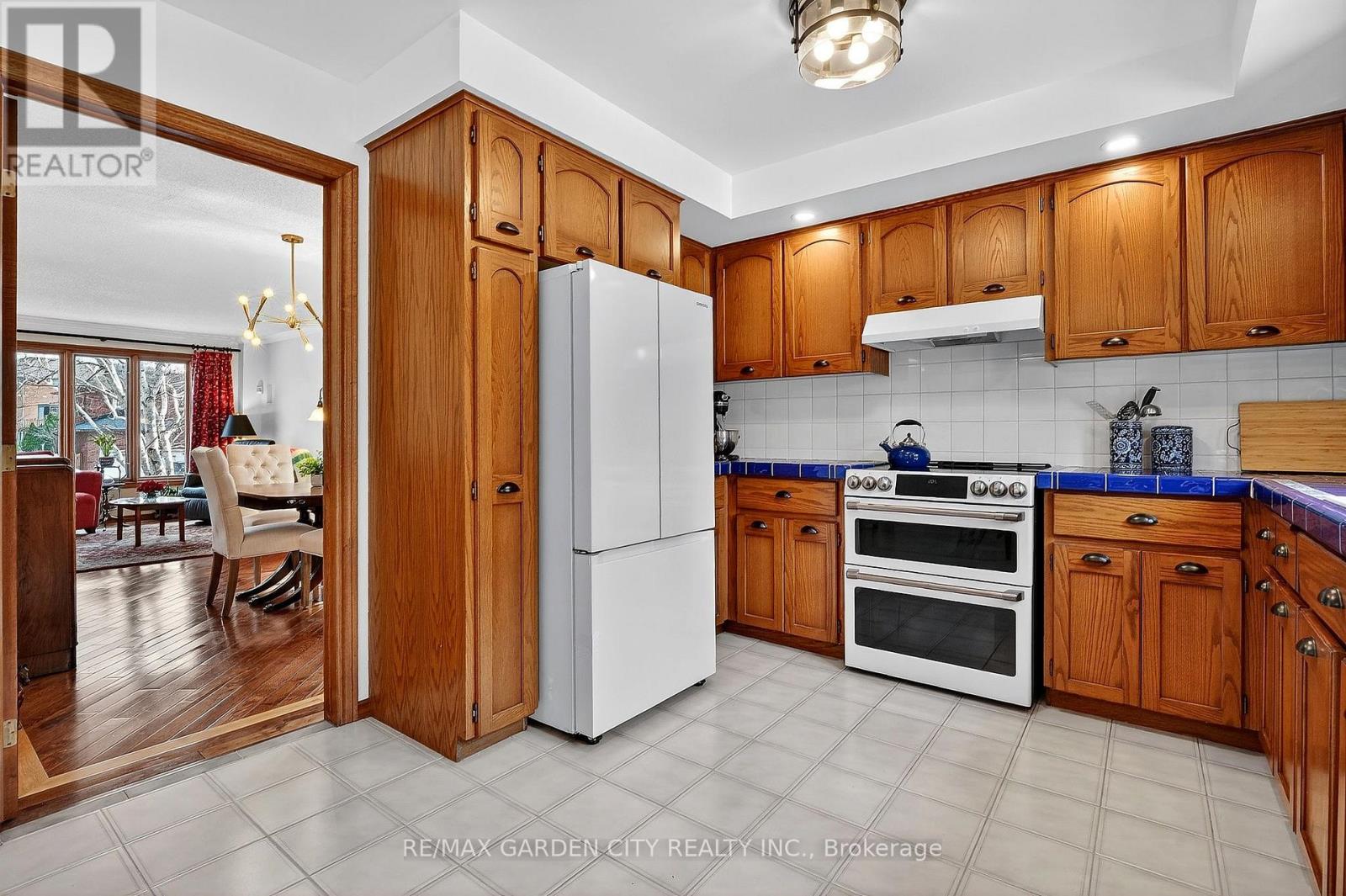 72 National Drive, Hamilton, Ontario  L8G 5A8 - Photo 10 - X12980762