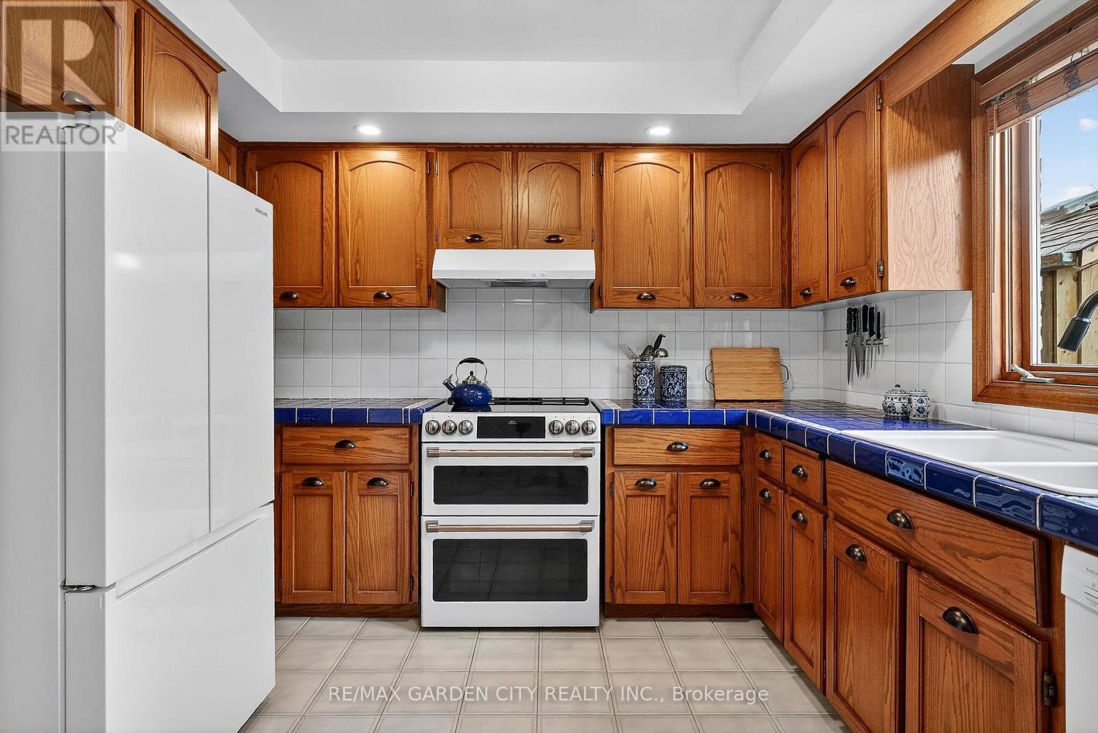 72 National Drive, Hamilton, Ontario  L8G 5A8 - Photo 12 - X12980762