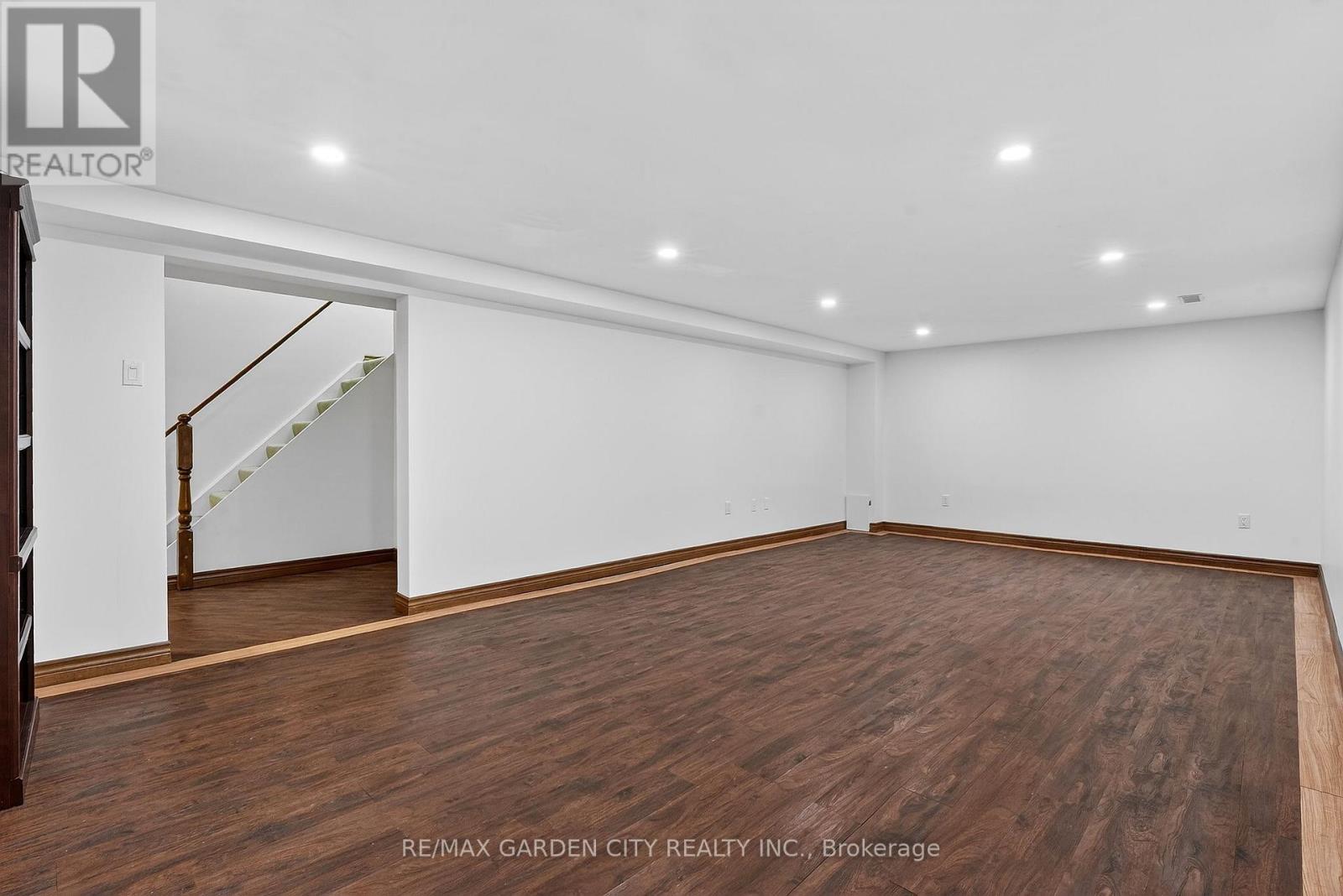 72 National Drive, Hamilton, Ontario  L8G 5A8 - Photo 32 - X12980762