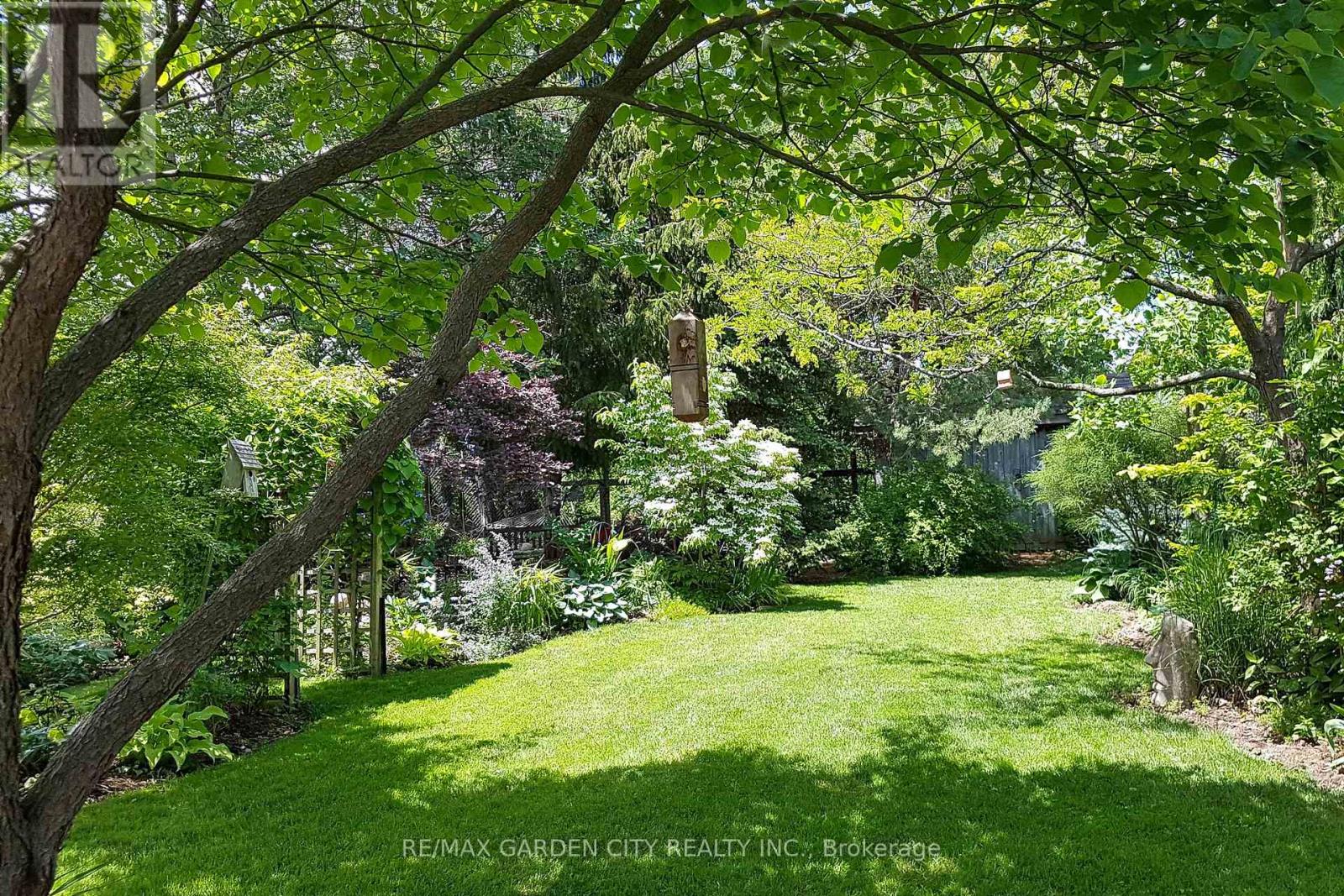 72 National Drive, Hamilton, Ontario  L8G 5A8 - Photo 47 - X12980762