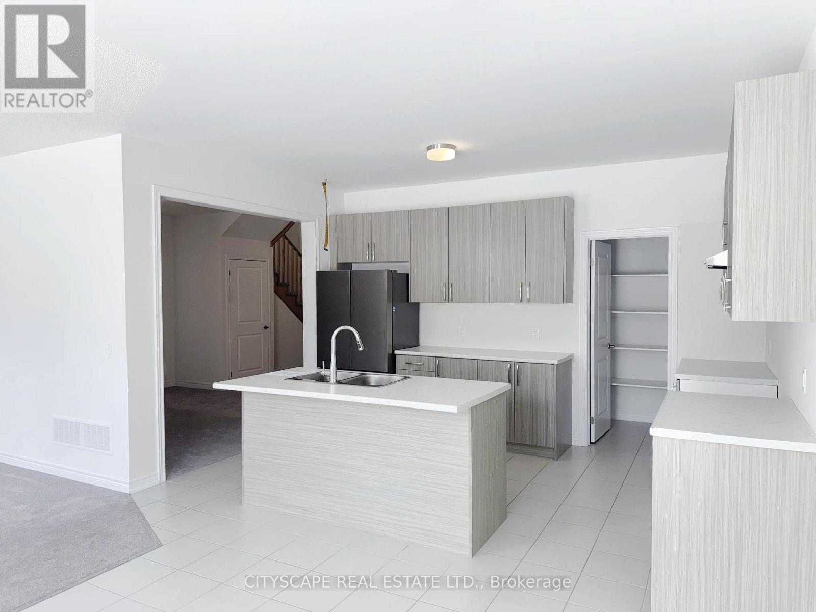 259 Rea Drive, Centre Wellington, Ontario  N1M 2W3 - Photo 10 - X12980840