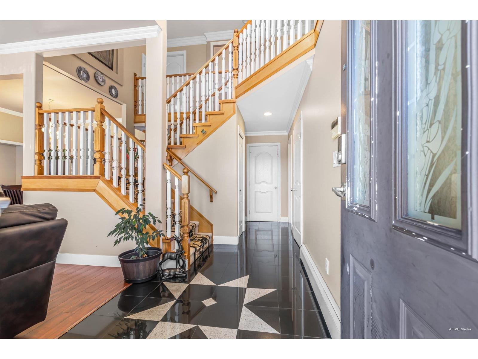 6045 131 Street, Surrey, British Columbia  V3X 3N4 - Photo 5 - R3034817