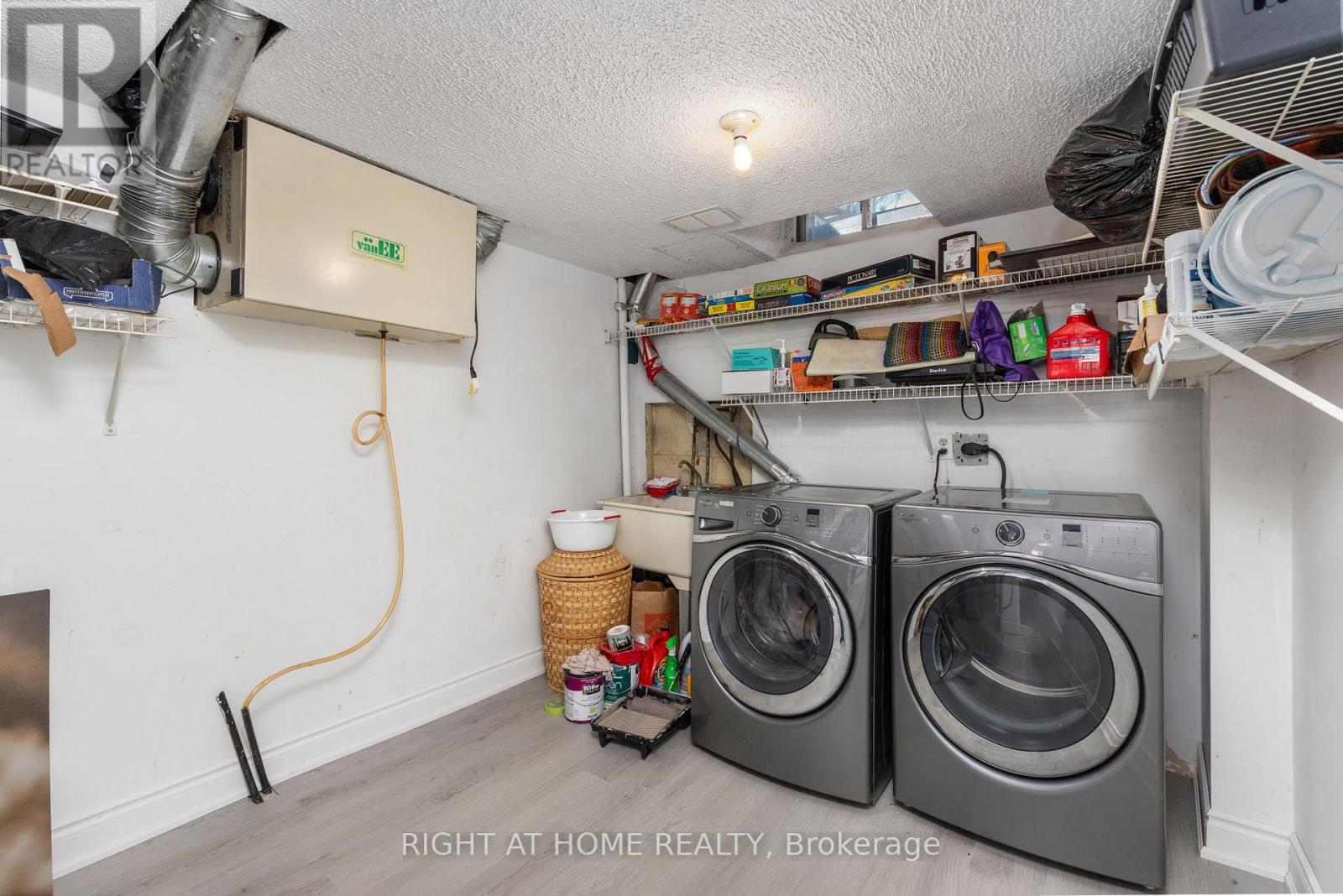 100 - 2350 Grand Ravine Drive, Oakville, Ontario  L6H 6E2 - Photo 33 - W12979314