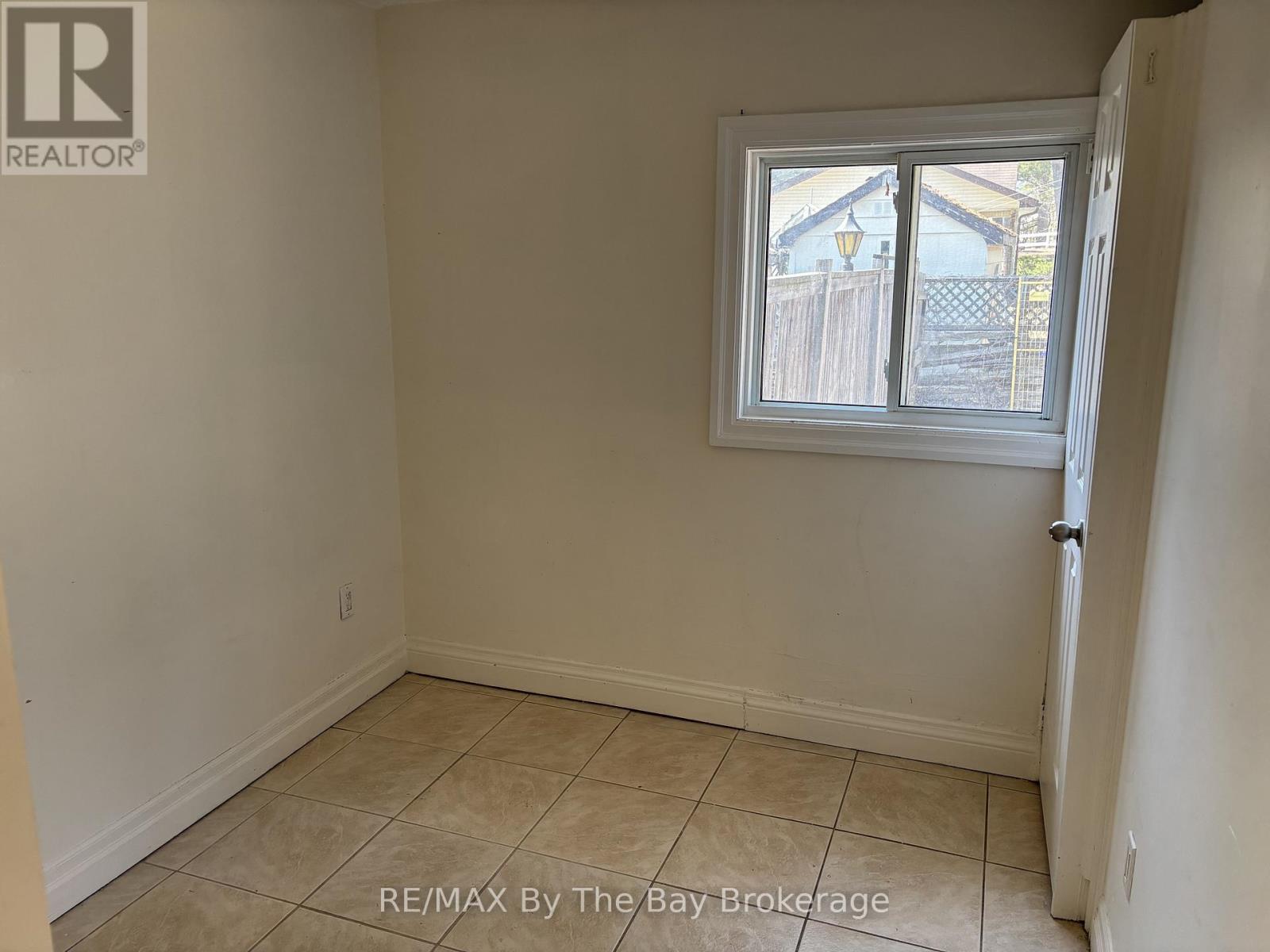 44 12th Street N, Wasaga Beach, Ontario  L9Z 2J9 - Photo 21 - S12980898