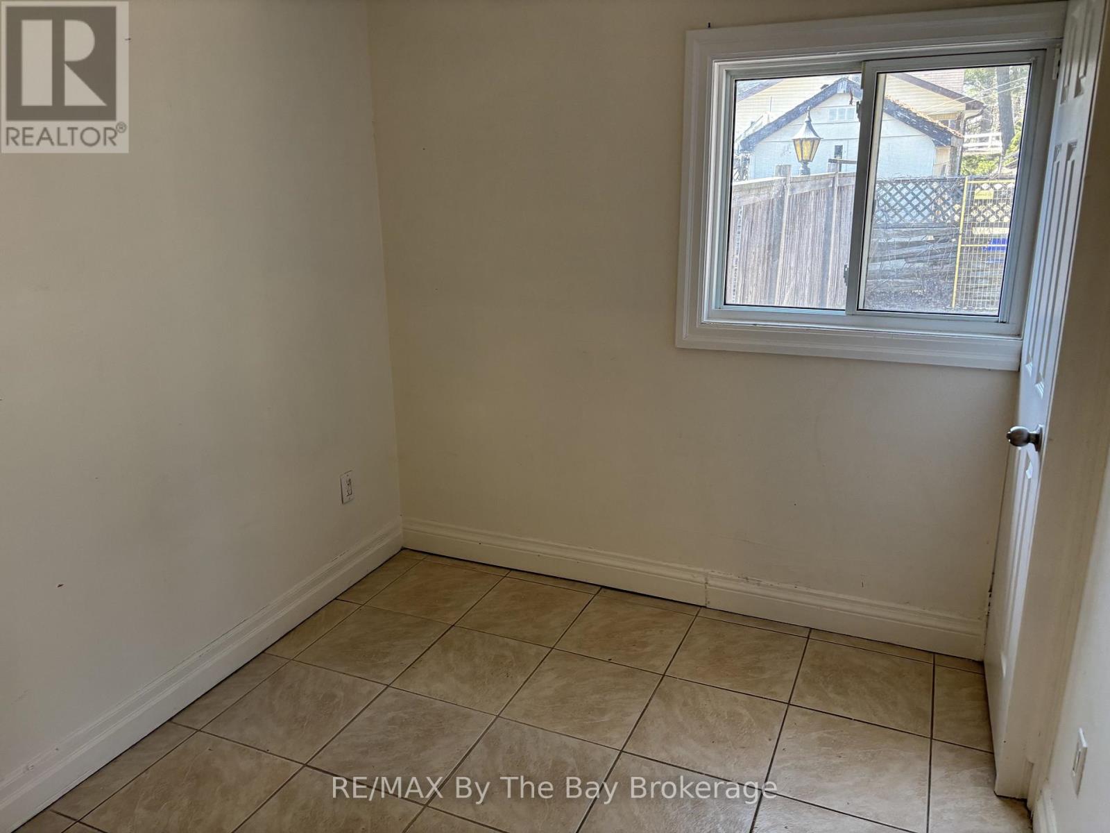 44 12th Street N, Wasaga Beach, Ontario  L9Z 2J9 - Photo 23 - S12980898