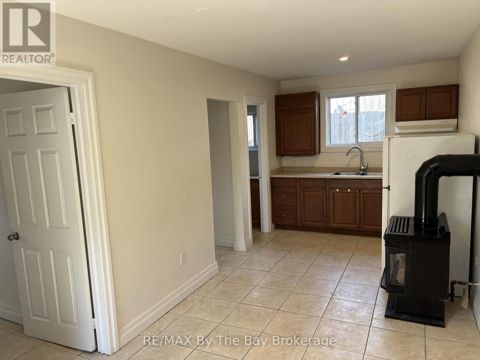 44 12th Street N, Wasaga Beach, Ontario  L9Z 2J9 - Photo 24 - S12980898