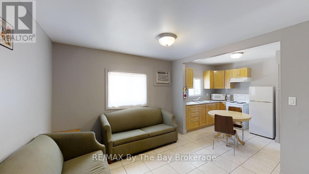 44 12th Street N, Wasaga Beach, Ontario  L9Z 2J9 - Photo 5 - S12980898