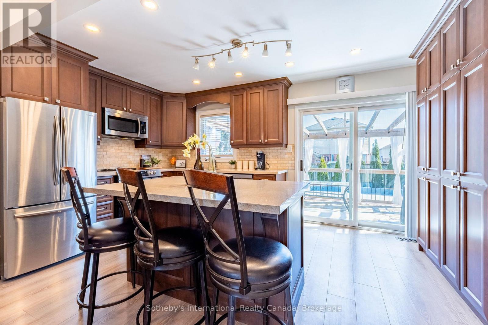 299 Harvie Road, Barrie, Ontario  L4N 8J5 - Photo 12 - S12980904