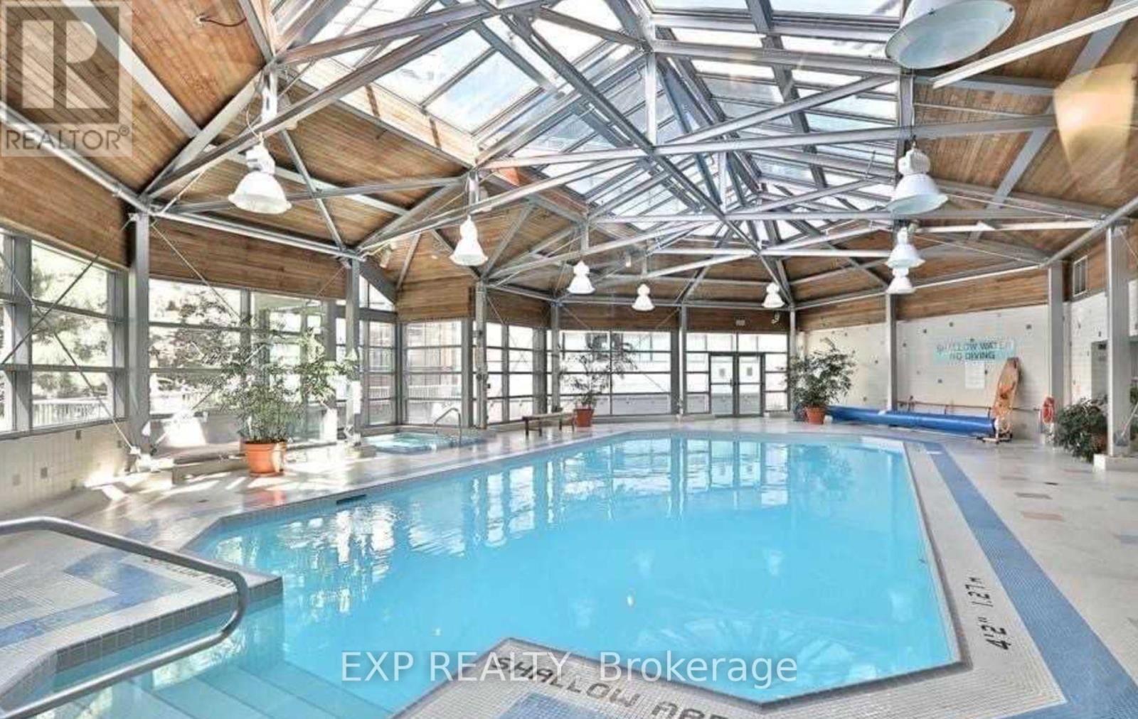 1910 - 717 Bay Street, Toronto, Ontario  M5G 2J9 - Photo 22 - C12980910