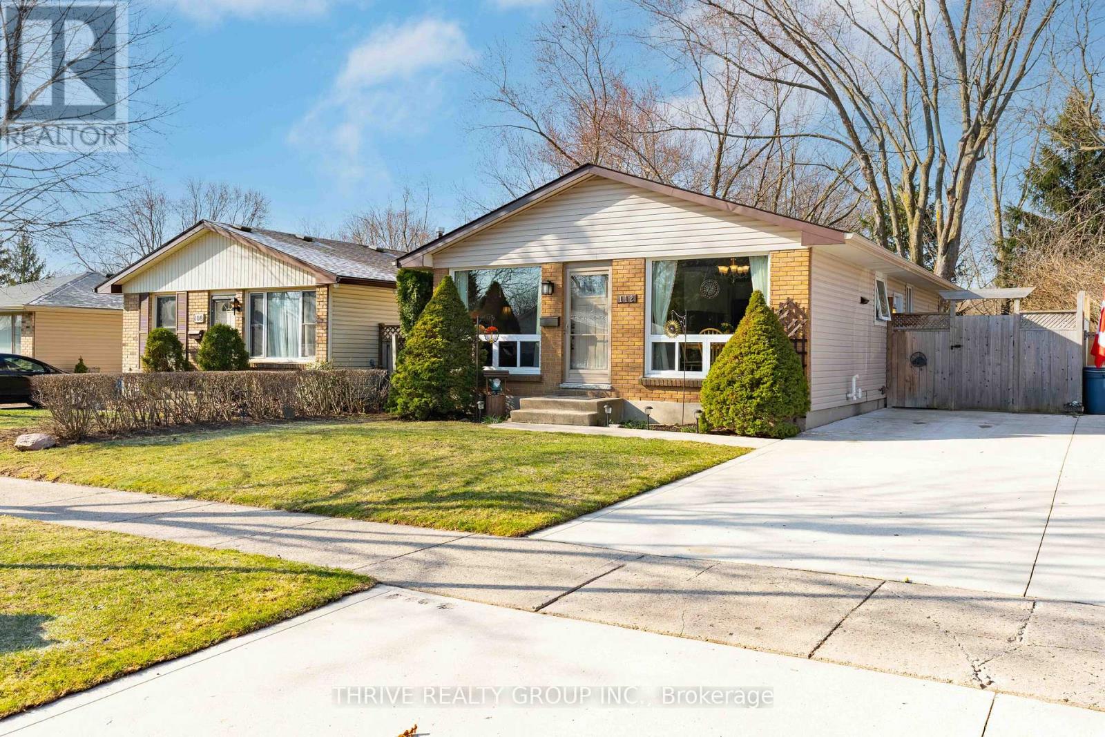 112 Culver Crescent, London East, Ontario  N5V 3G4 - Photo 2 - X12980916