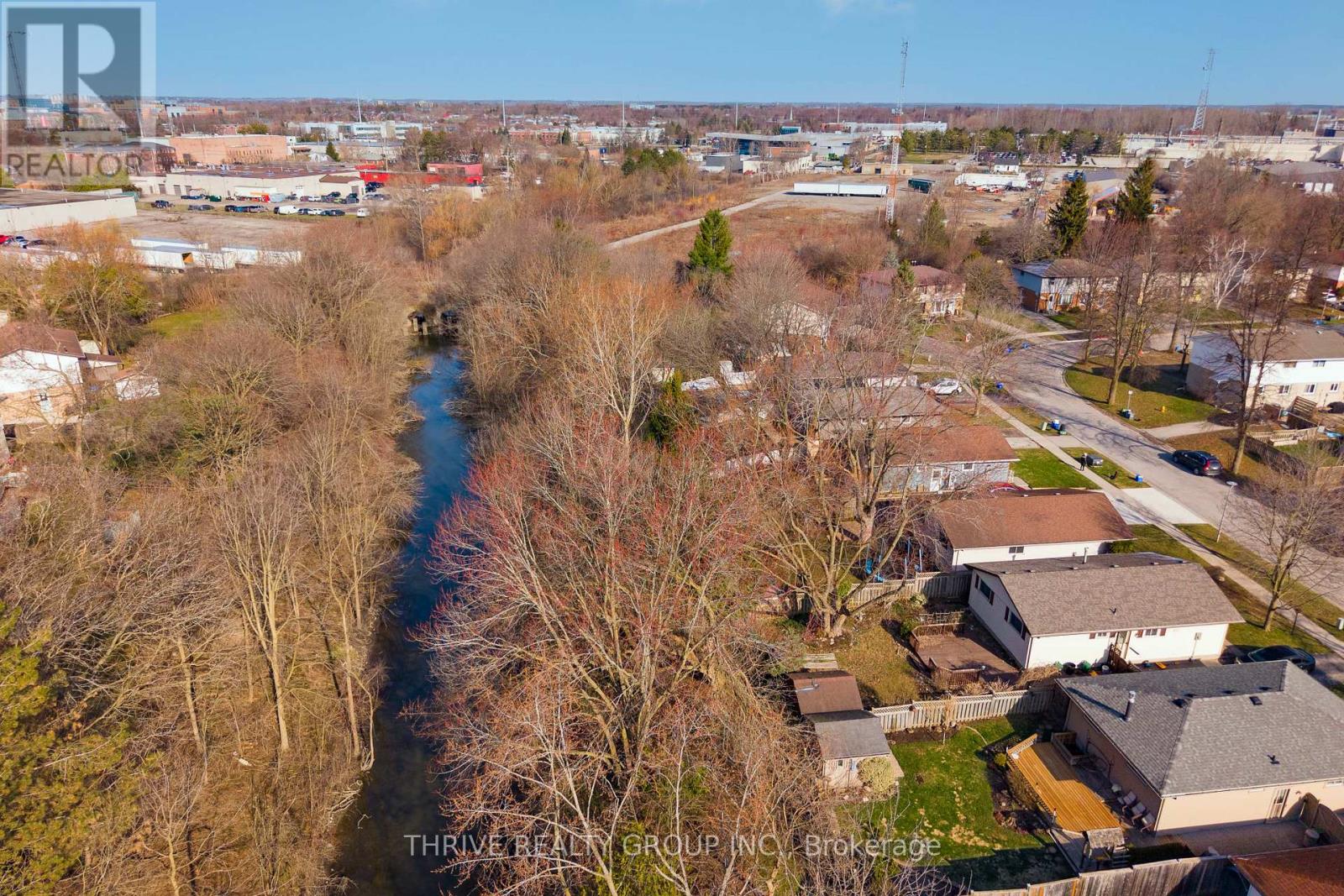 112 Culver Crescent, London East, Ontario  N5V 3G4 - Photo 3 - X12980916