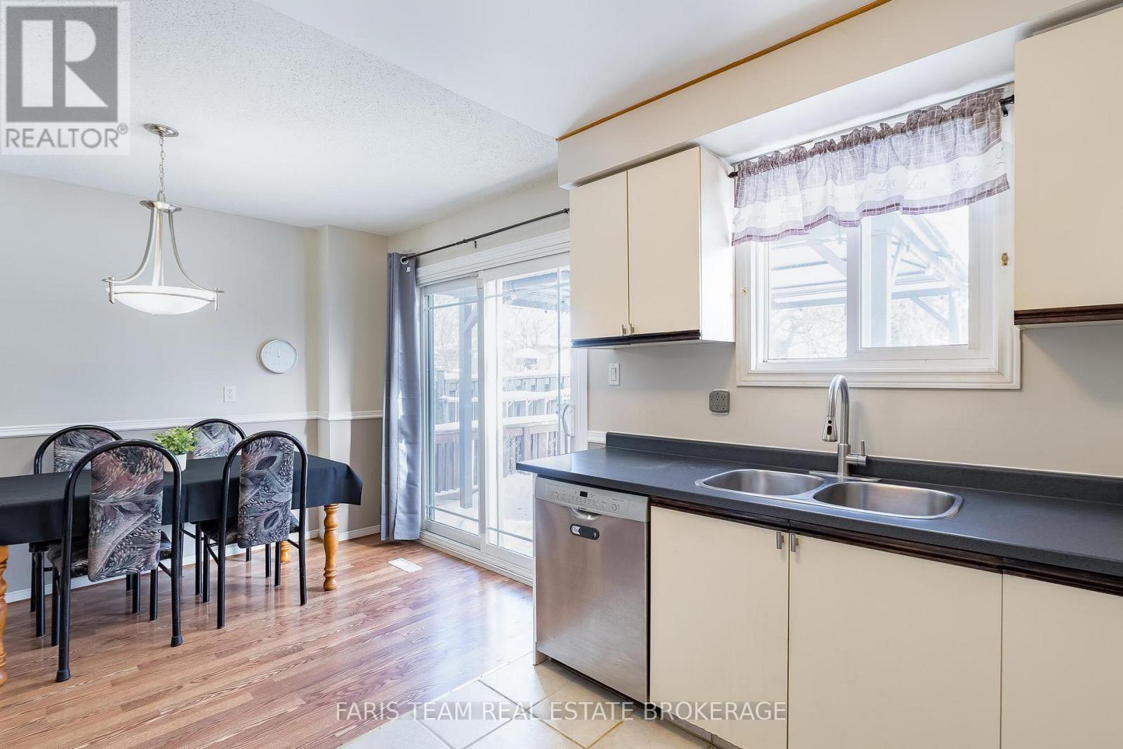 1387 Ritson Road S, Oshawa, Ontario  L1J 7M3 - Photo 9 - E12980918