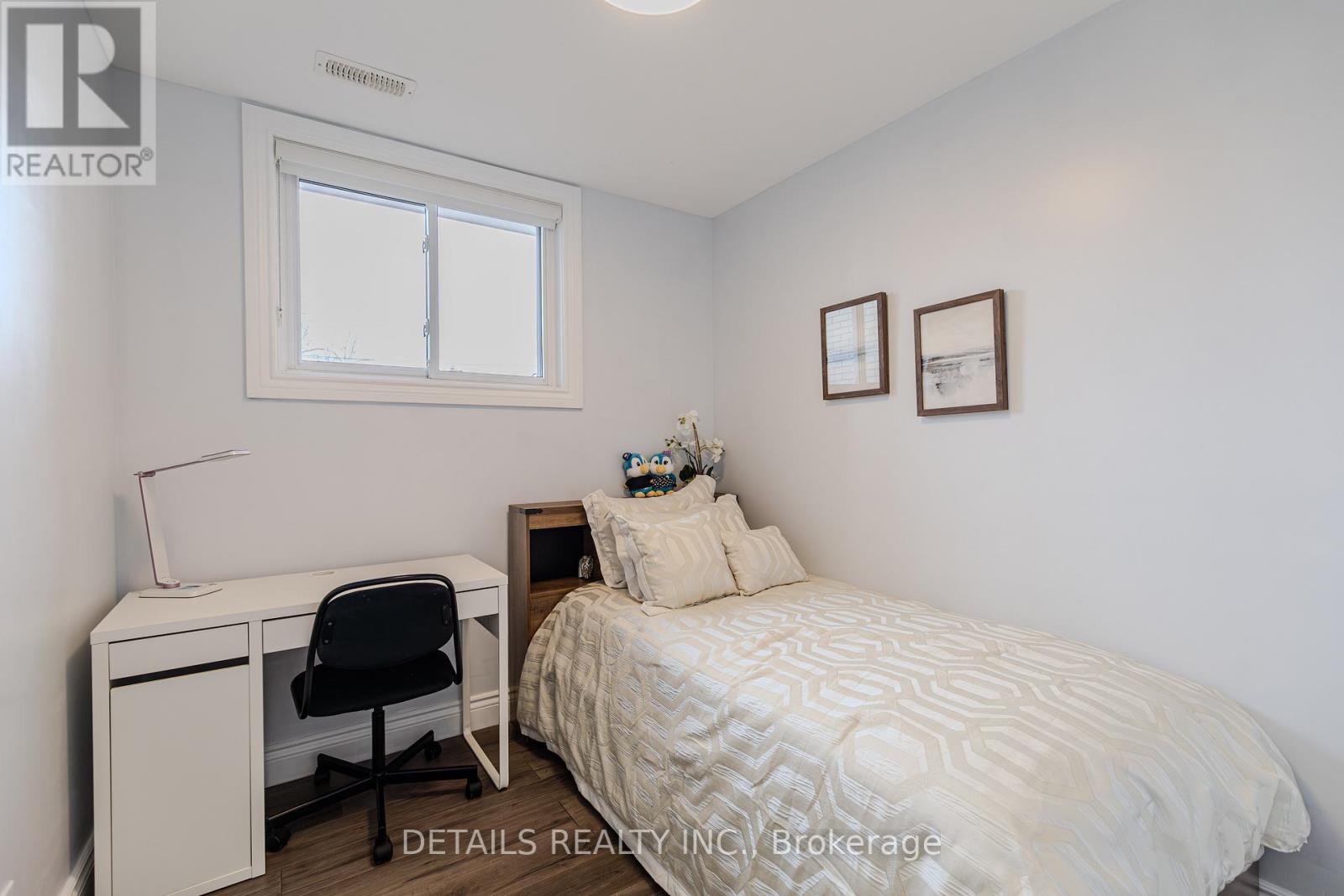 7 Kerry Crescent, Ottawa, Ontario  K2E 5V7 - Photo 35 - X12980874