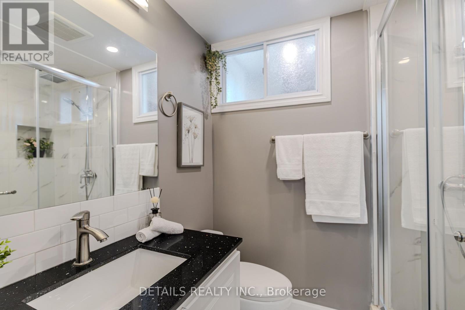 7 Kerry Crescent, Ottawa, Ontario  K2E 5V7 - Photo 41 - X12980874