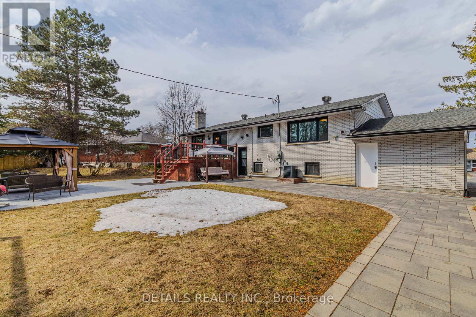 7 Kerry Crescent, Ottawa, Ontario  K2E 5V7 - Photo 46 - X12980874