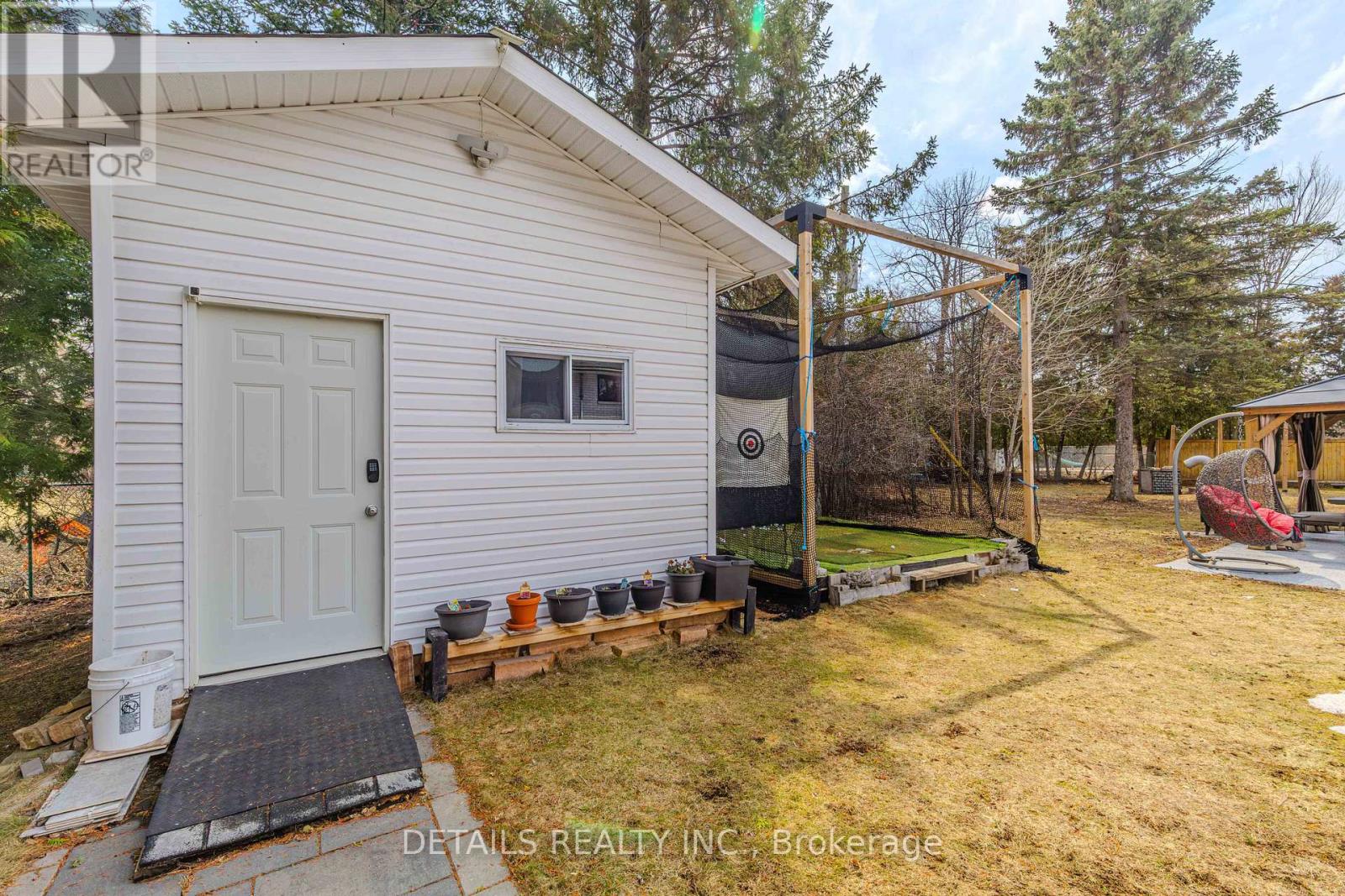 7 Kerry Crescent, Ottawa, Ontario  K2E 5V7 - Photo 50 - X12980874