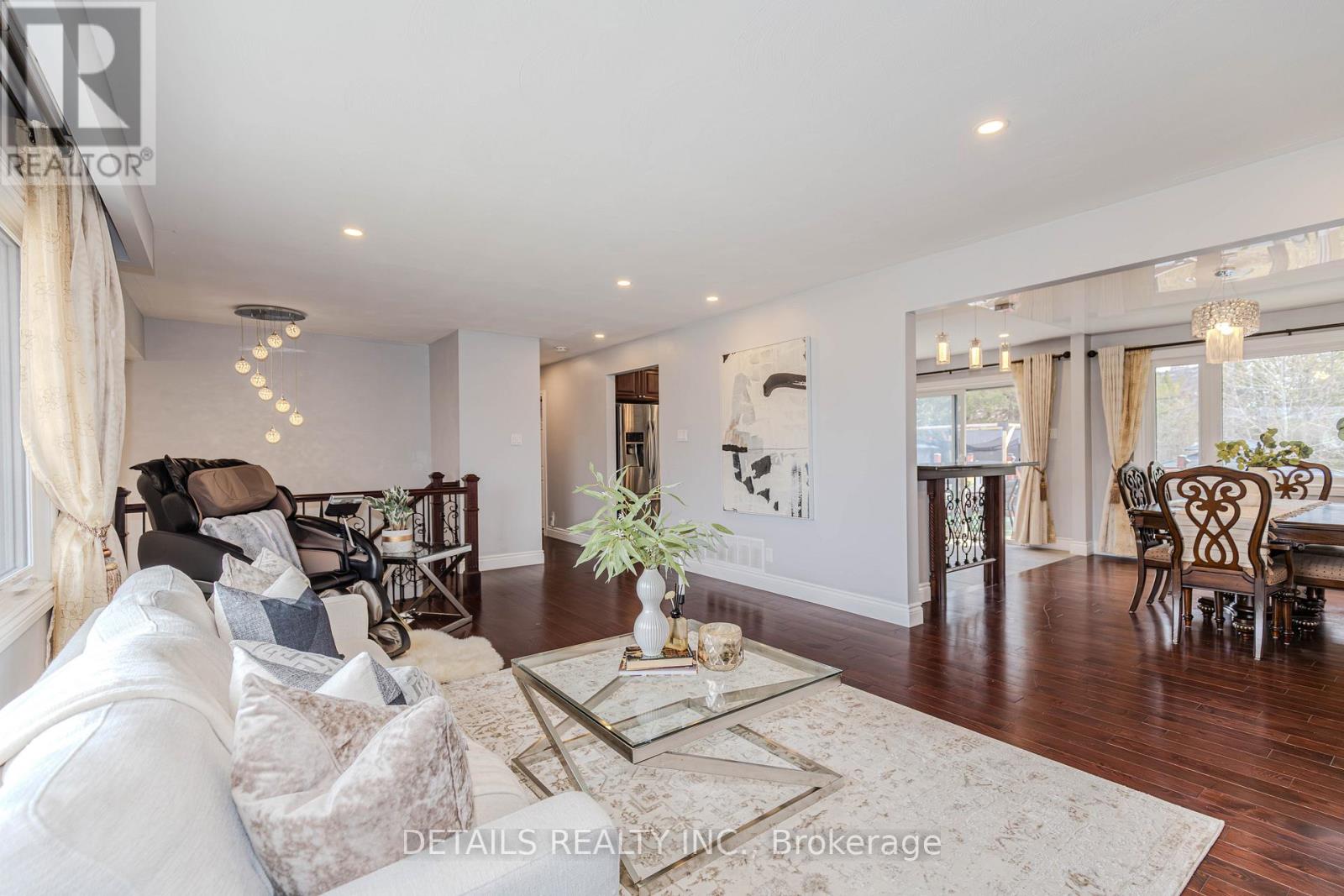 7 Kerry Crescent, Ottawa, Ontario  K2E 5V7 - Photo 8 - X12980874