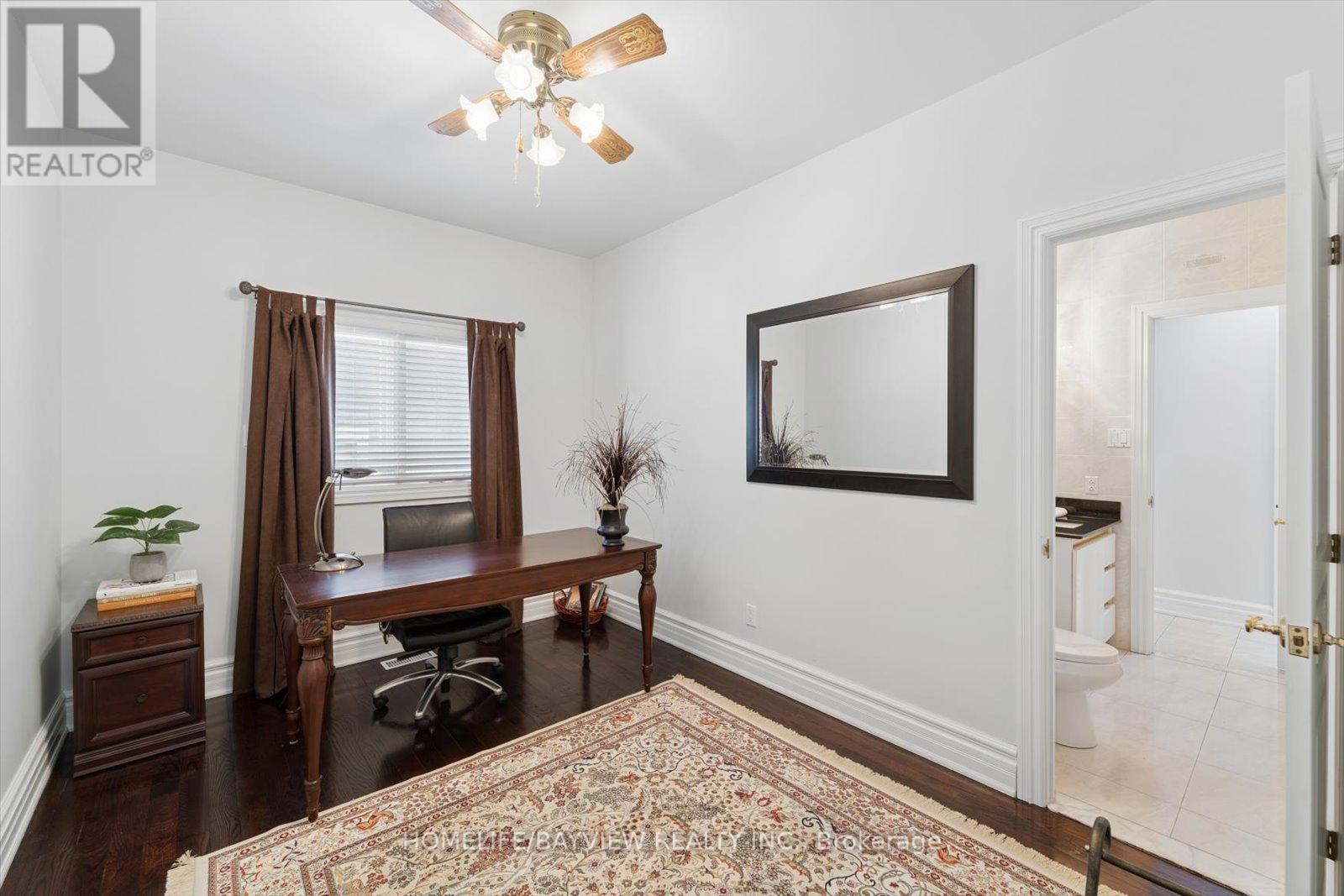 11 Sorrento Drive, Richmond Hill, Ontario  L4C 0J8 - Photo 23 - N12980896