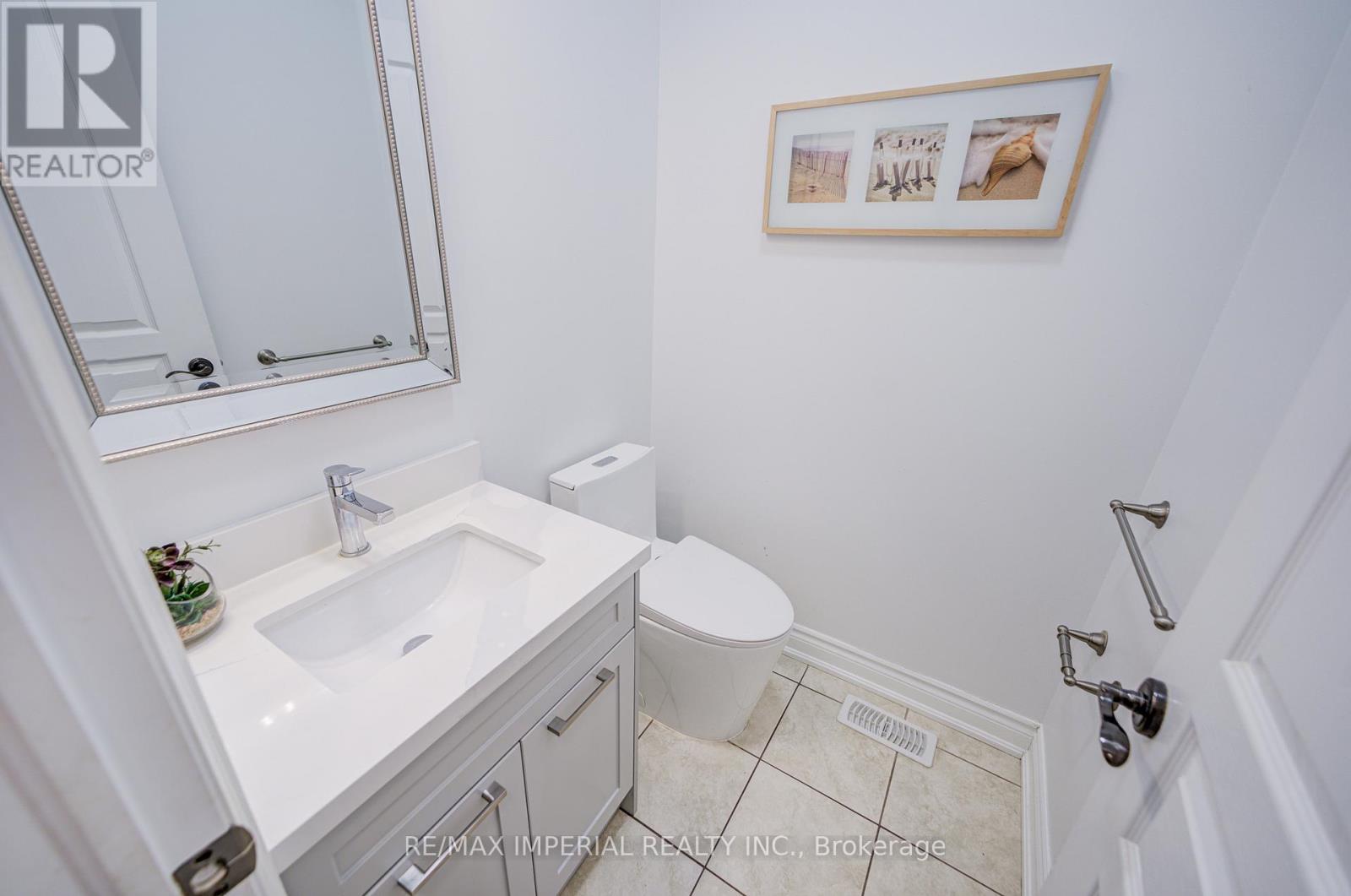 28 Mancini Crescent, Richmond Hill, Ontario  L4E 0T1 - Photo 16 - N12980928