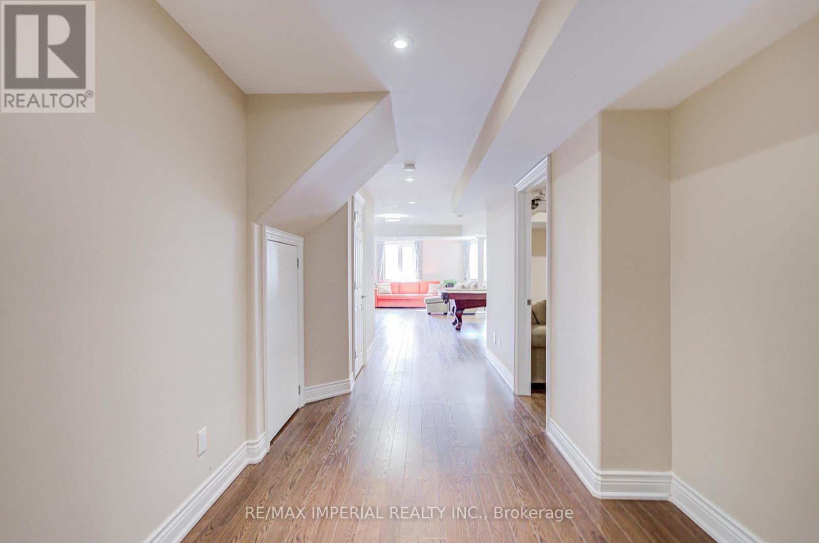 28 Mancini Crescent, Richmond Hill, Ontario  L4E 0T1 - Photo 31 - N12980928