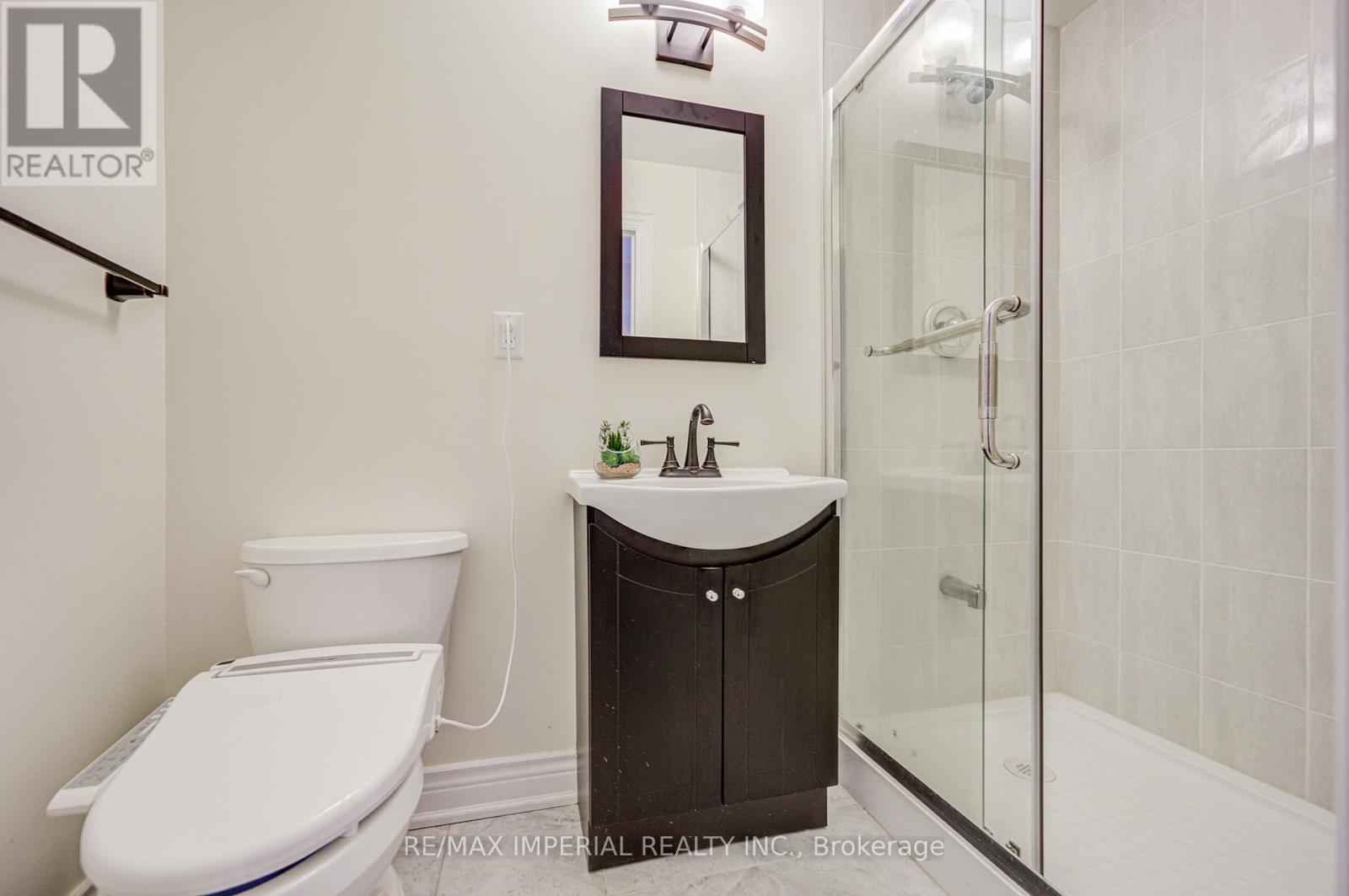 28 Mancini Crescent, Richmond Hill, Ontario  L4E 0T1 - Photo 33 - N12980928