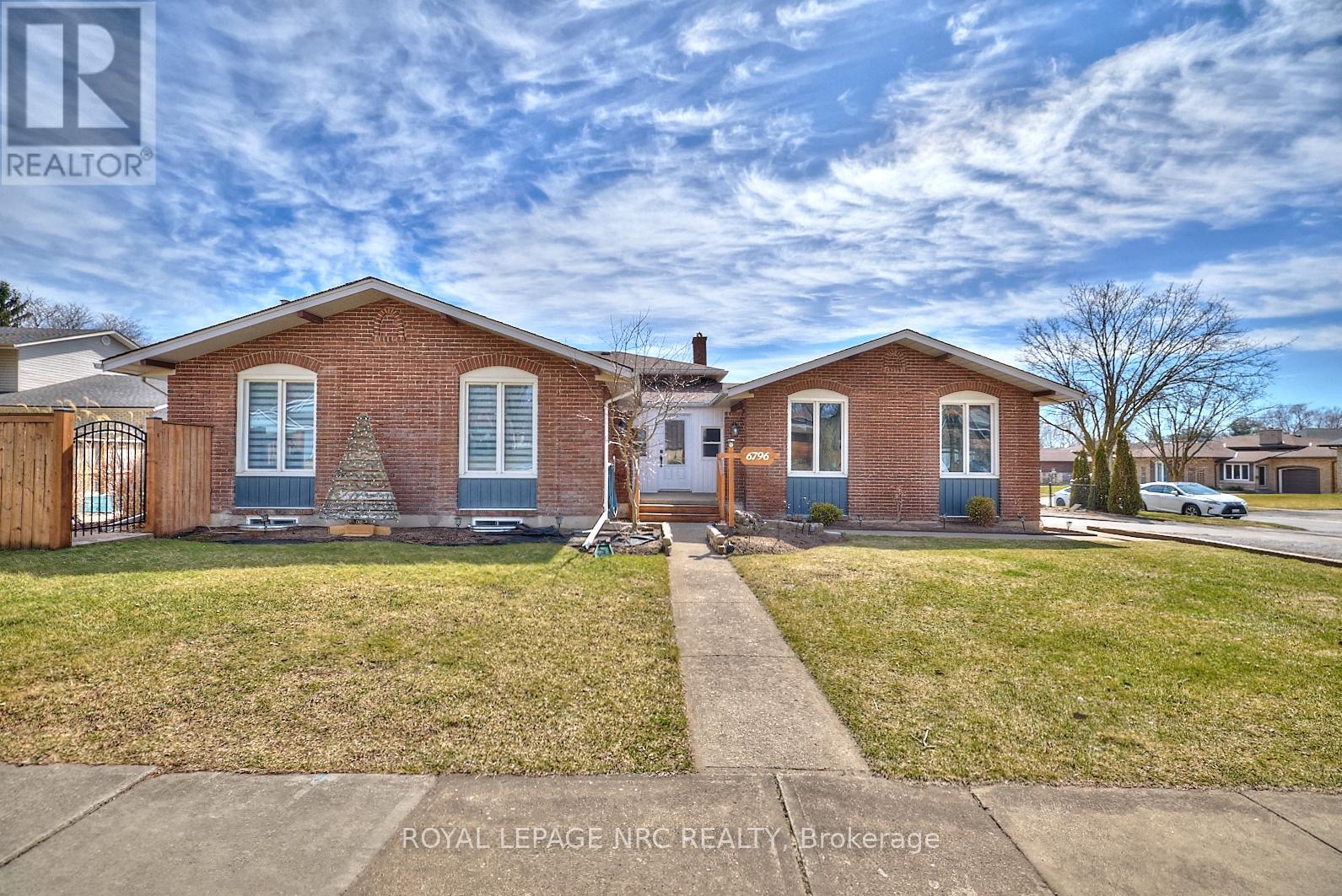 6796 Stokes Street, Niagara Falls, Ontario  L2G 2H1 - Photo 1 - X12980876