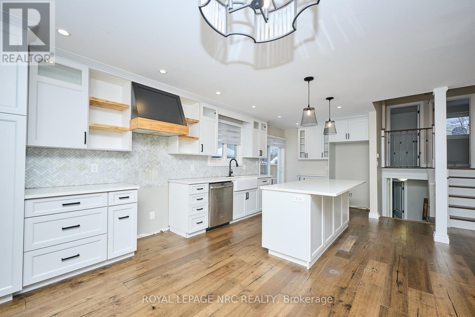 6796 Stokes Street, Niagara Falls, Ontario  L2G 2H1 - Photo 7 - X12980876