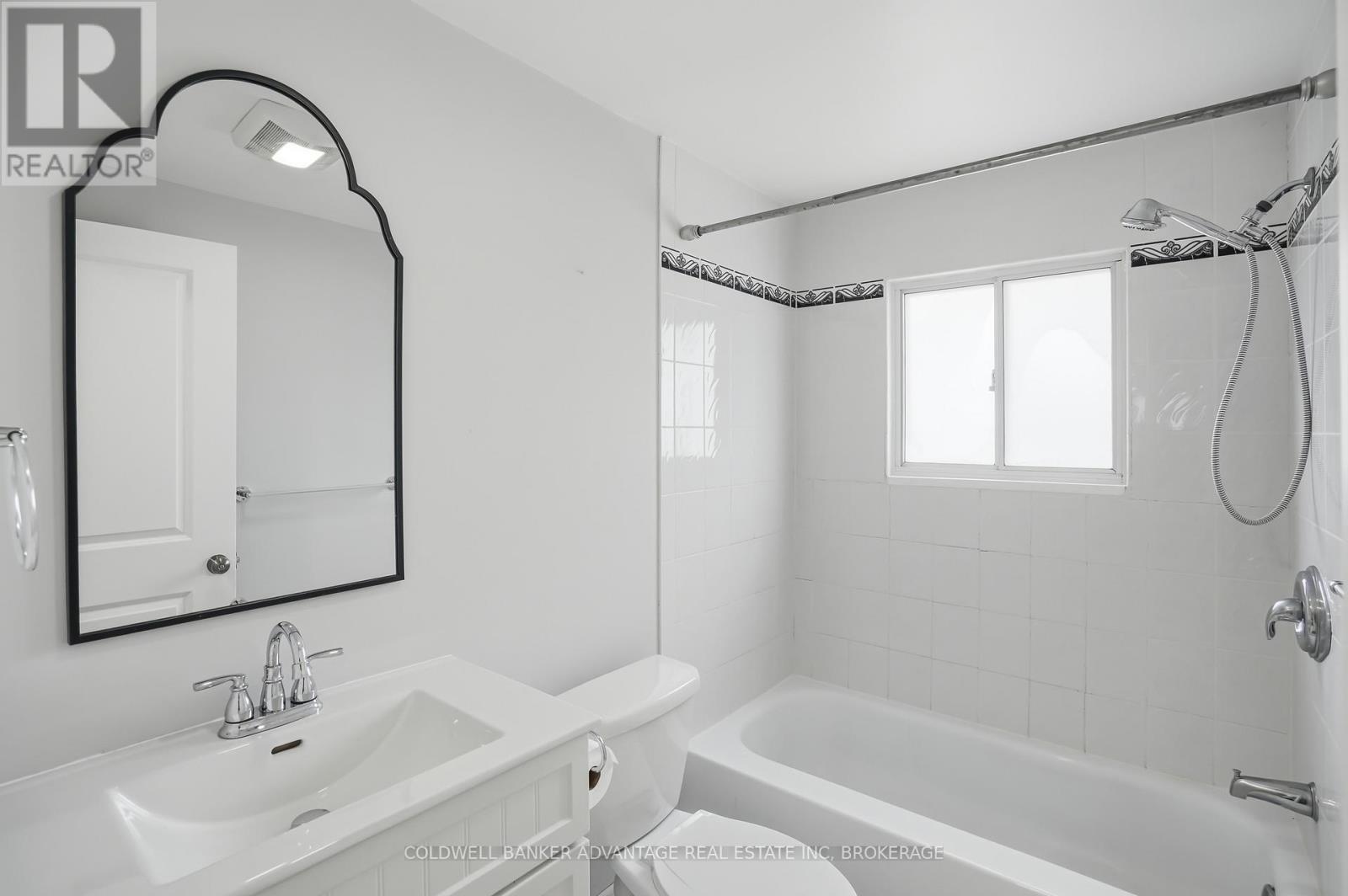 80 Silvan Drive, Welland, Ontario  L3C 6C3 - Photo 17 - X12980886