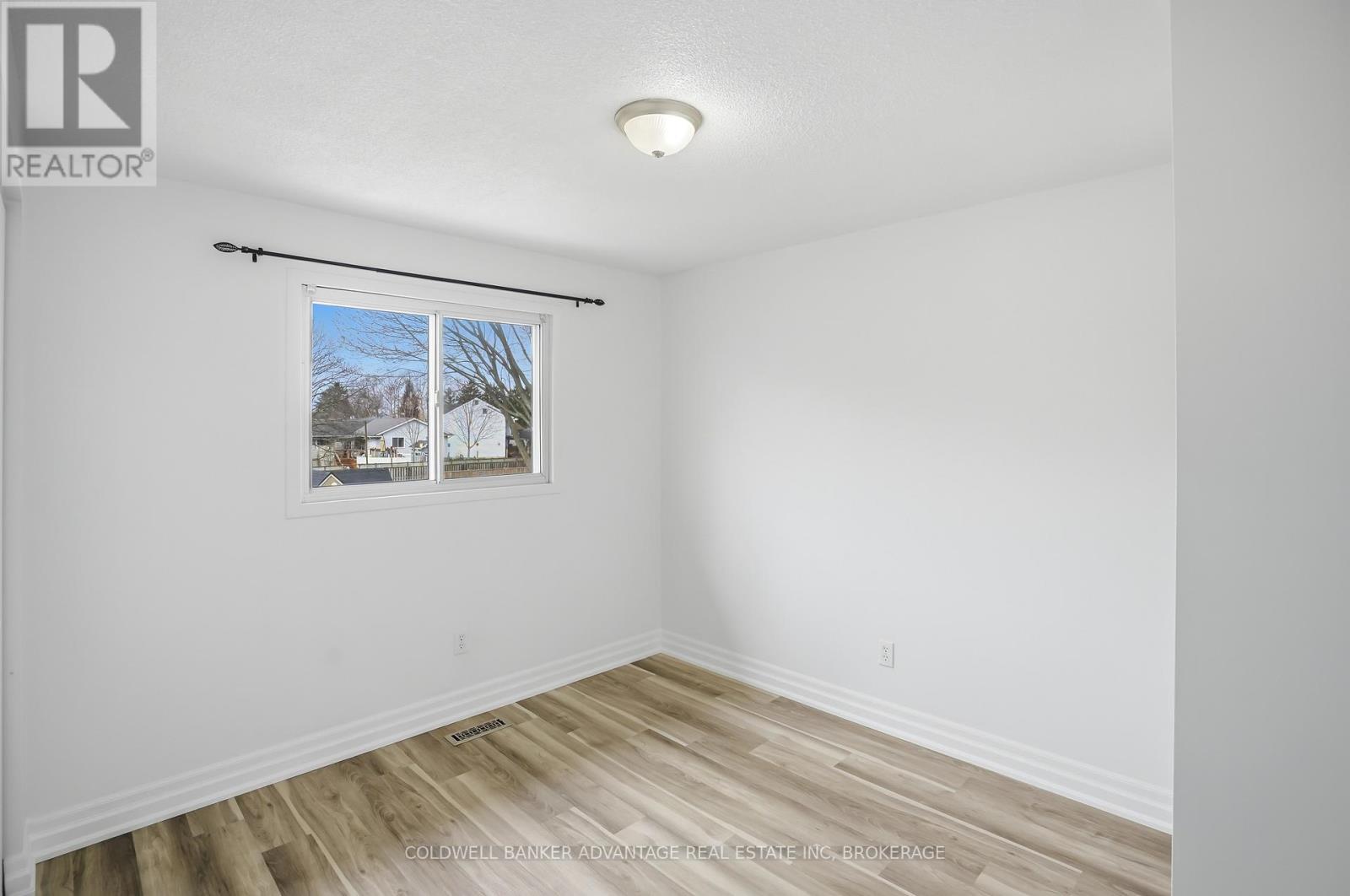 80 Silvan Drive, Welland, Ontario  L3C 6C3 - Photo 18 - X12980886