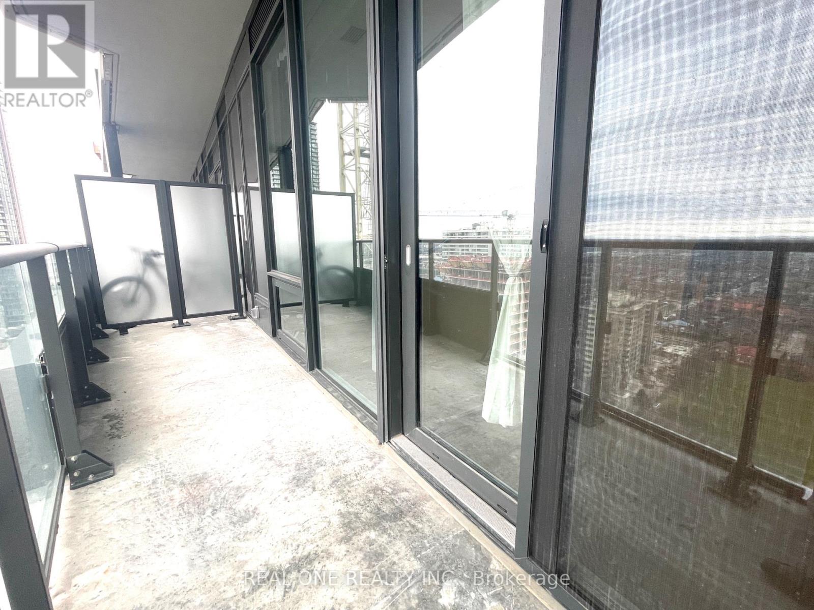 2109 - 448 Burnhamthorpe Road W, Mississauga, Ontario  L5B 4M6 - Photo 13 - W12980870