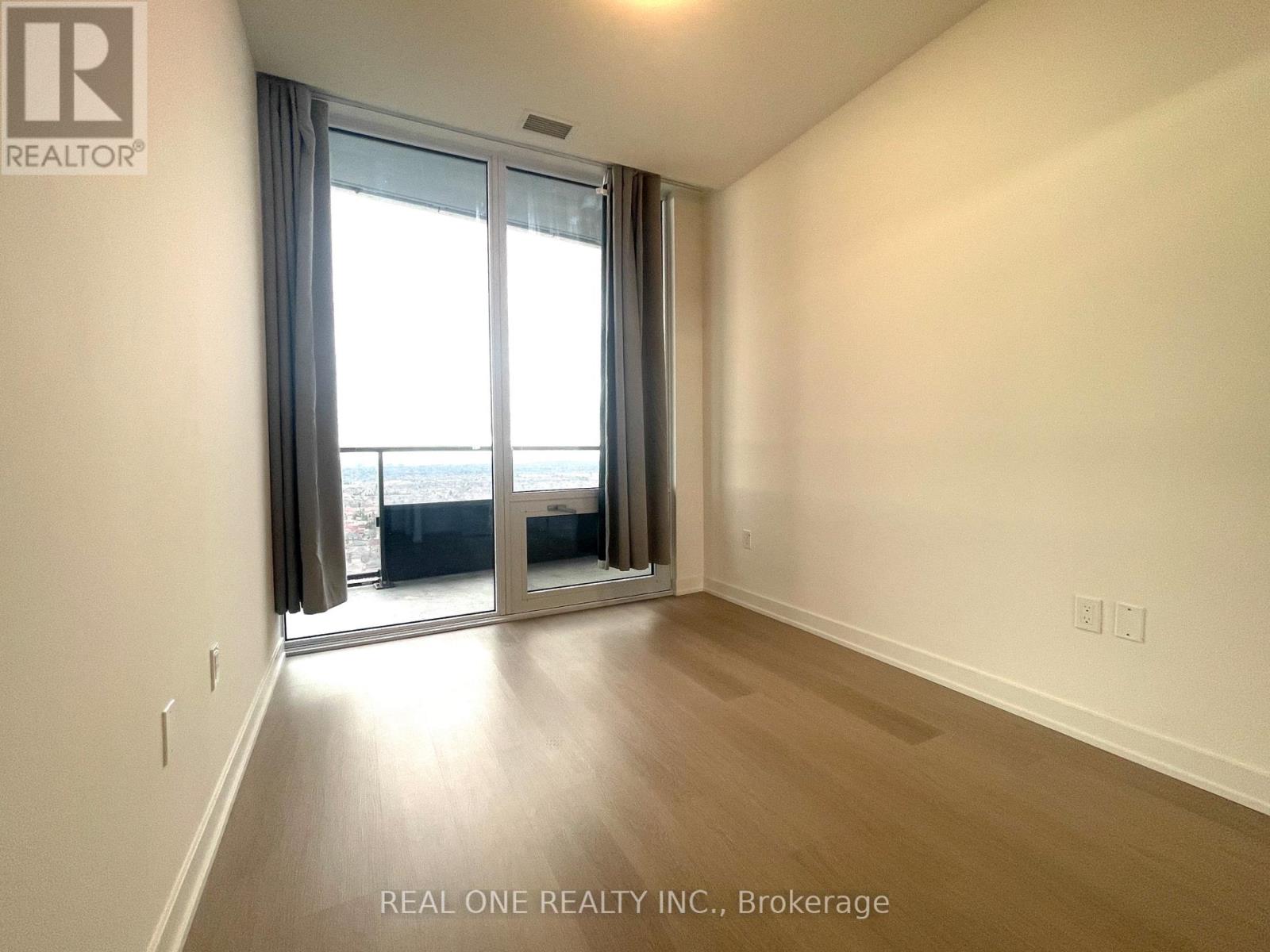 2109 - 448 Burnhamthorpe Road W, Mississauga, Ontario  L5B 4M6 - Photo 9 - W12980870