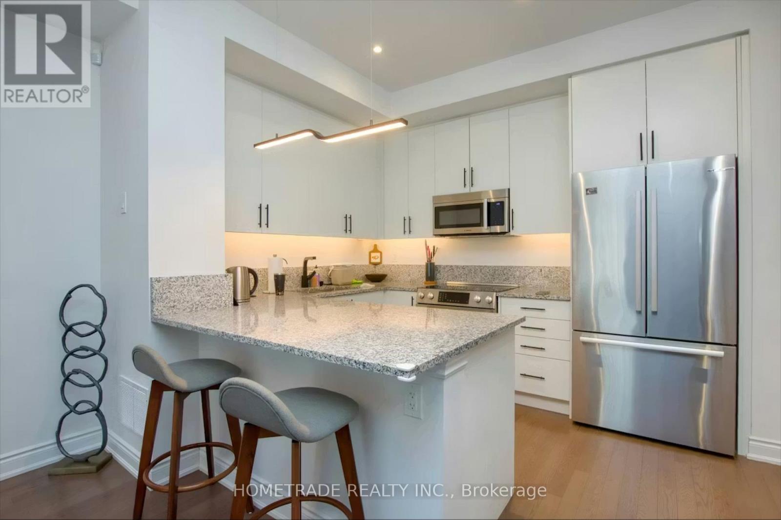 Unit 65 - 40 Lunar Crescent, Mississauga, Ontario  L5M 2R5 - Photo 2 - W12980882