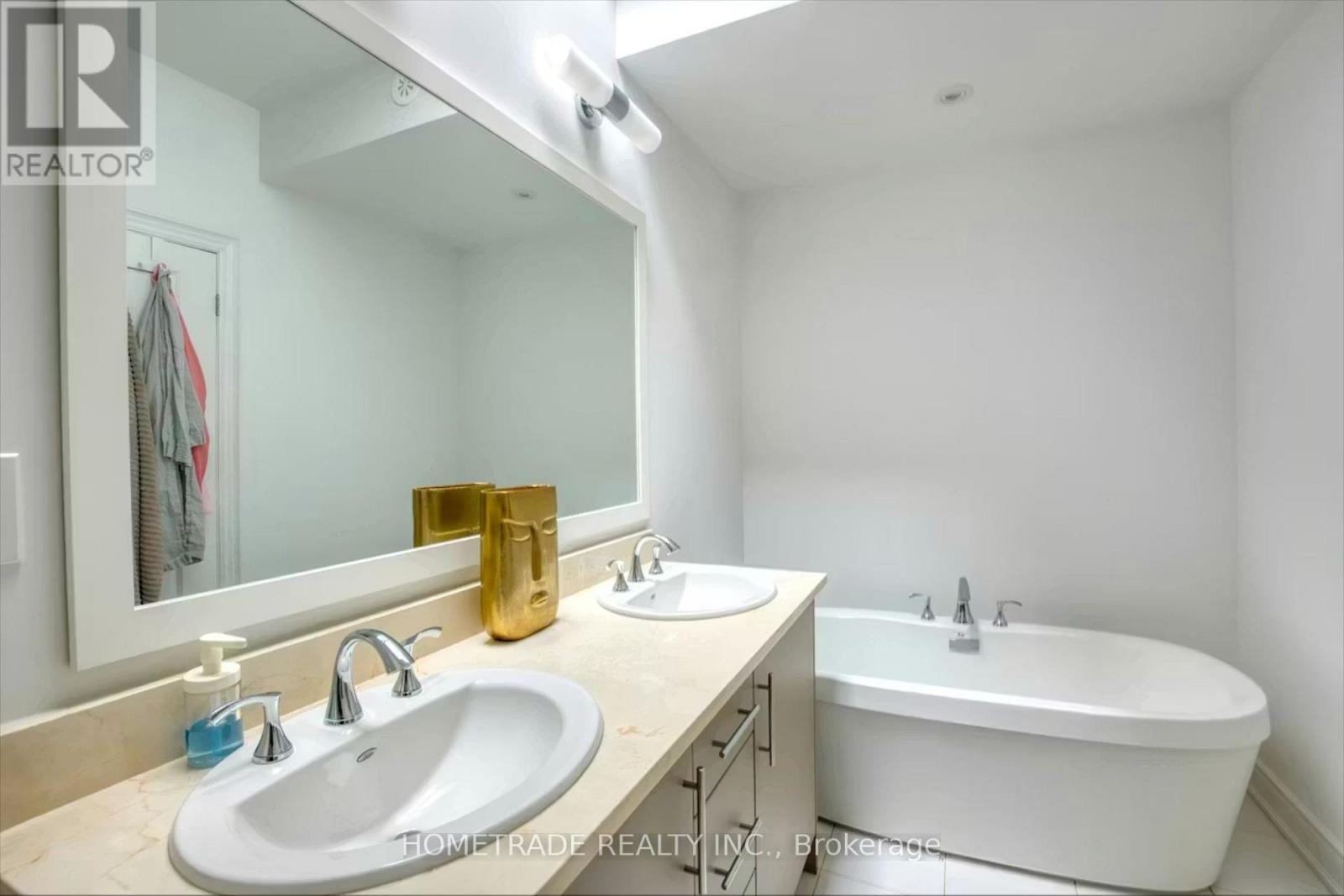 Unit 65 - 40 Lunar Crescent, Mississauga, Ontario  L5M 2R5 - Photo 9 - W12980882