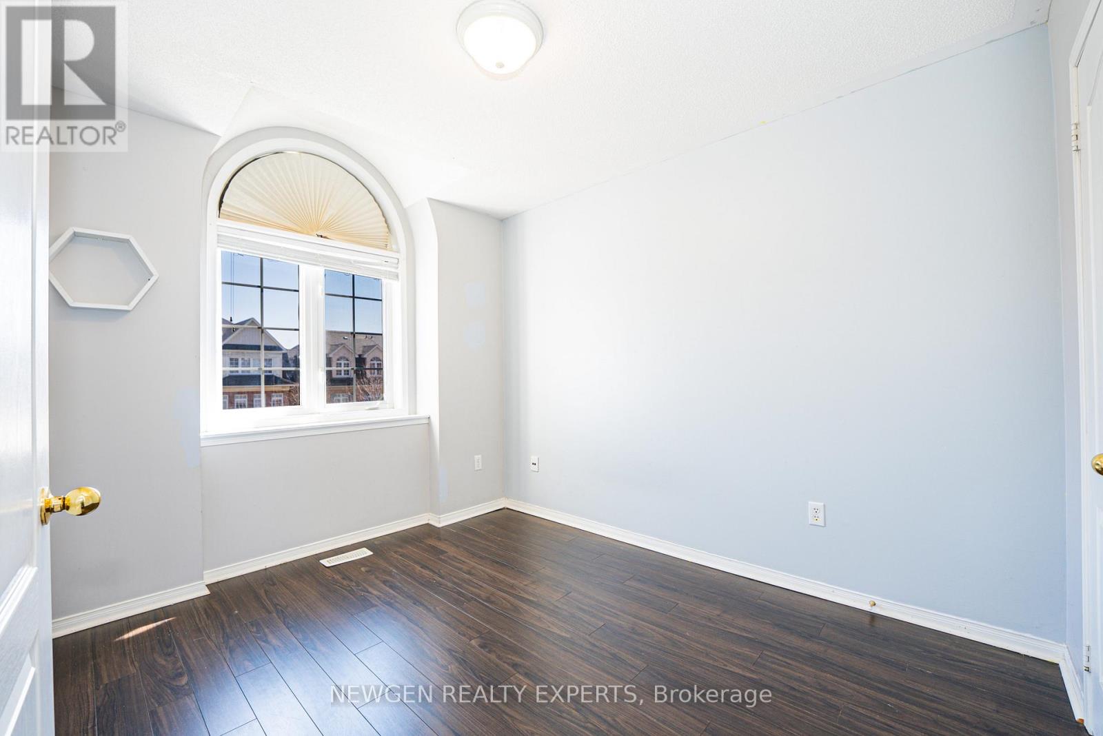 3409 Southwick Street, Mississauga, Ontario  L5M 7M1 - Photo 24 - W12980884