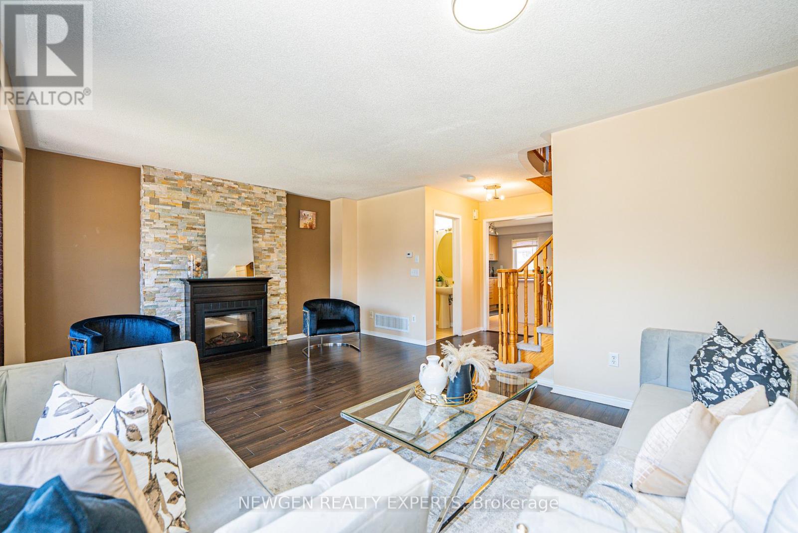 3409 Southwick Street, Mississauga, Ontario  L5M 7M1 - Photo 9 - W12980884