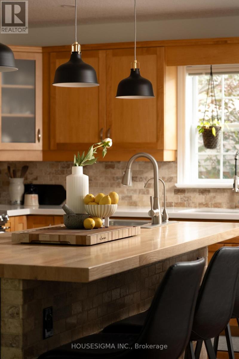 47 Buena Vista Drive, Orangeville, Ontario  L9W 1J5 - Photo 9 - W12980890