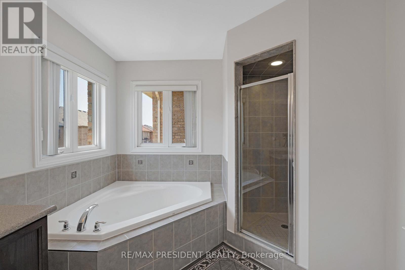 7 Wellpark Way, Brampton, Ontario  L6P 3Z6 - Photo 20 - W12980902