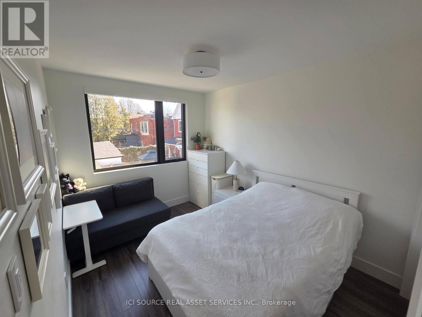 R - 411 Annette Street, Toronto, Ontario  M6P 1R7 - Photo 25 - W12980914