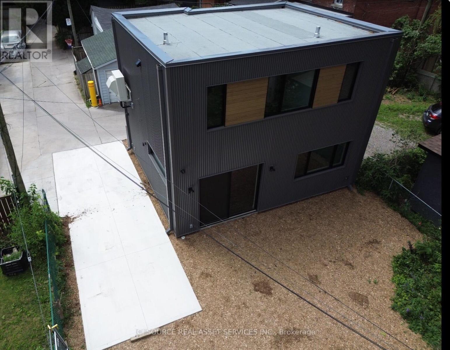 R - 411 Annette Street, Toronto, Ontario  M6P 1R7 - Photo 28 - W12980914