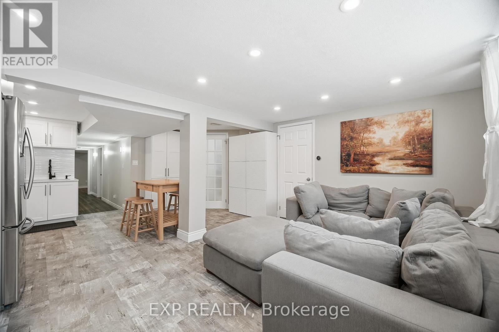 Lower - 1301 Freeport Drive, Mississauga, Ontario  L5C 1S5 - Photo 16 - W12980920