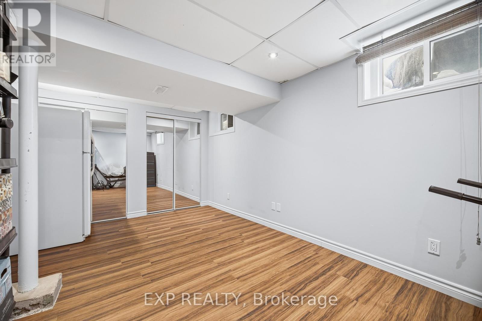 Lower - 1301 Freeport Drive, Mississauga, Ontario  L5C 1S5 - Photo 24 - W12980920