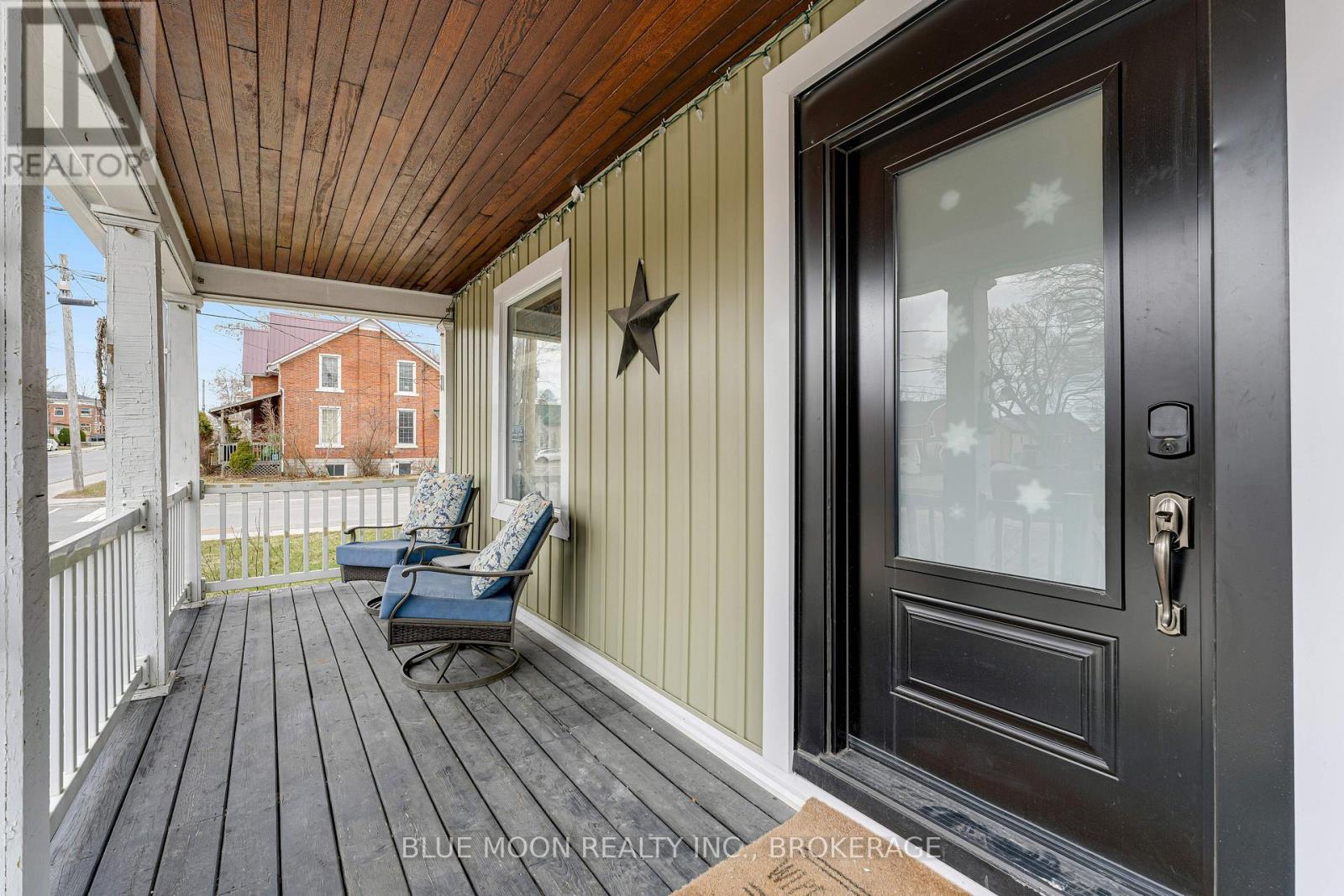 101 Bridge Street E, Greater Napanee, Ontario K7R 1K2 - Photo 5 - X12980878